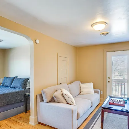 2 Mi To Dtwn Studio Suite In Sheboygan